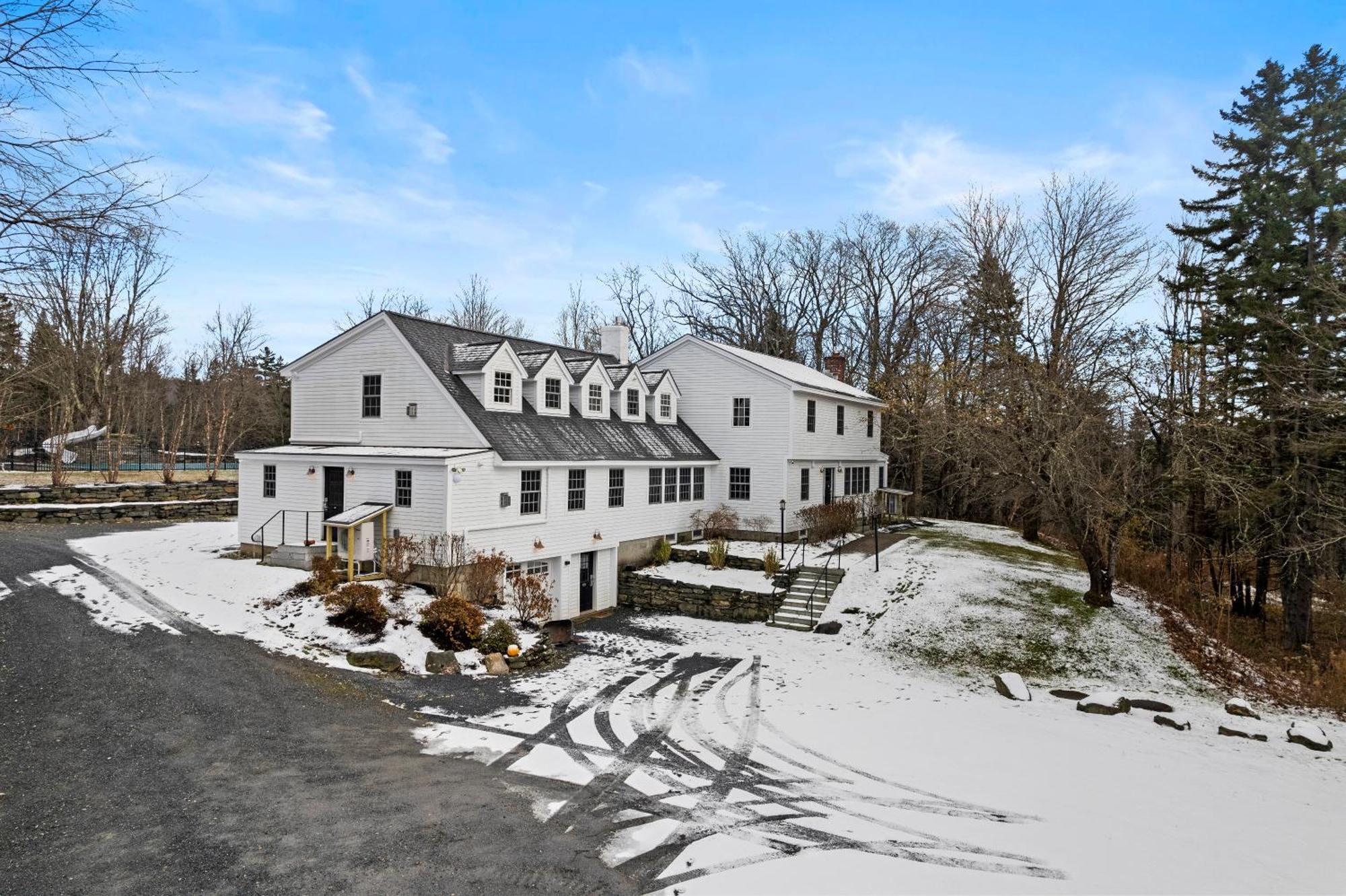 Brook Bound Inn Уилмингтон Экстерьер фото